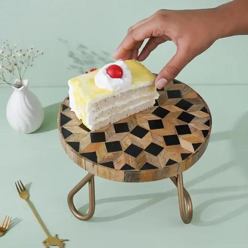 CASA DECOR Resin Decorative Modern Scandinavian Pizza Pastry Cake Stand Pack of 1 (Golden, Diameter-8 Inch)