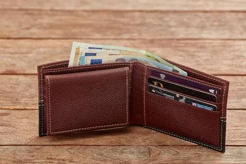 Talia Hvar Slimfold with Removable Passcase ID Window